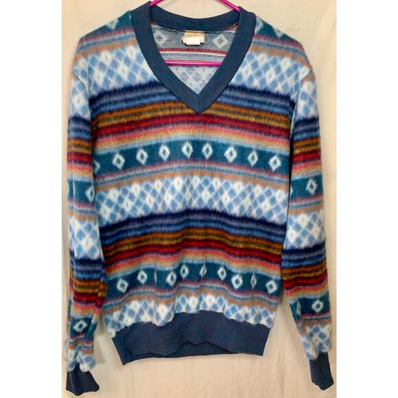 Soft 90s Style Long Sleeve - Picture 2 of 5